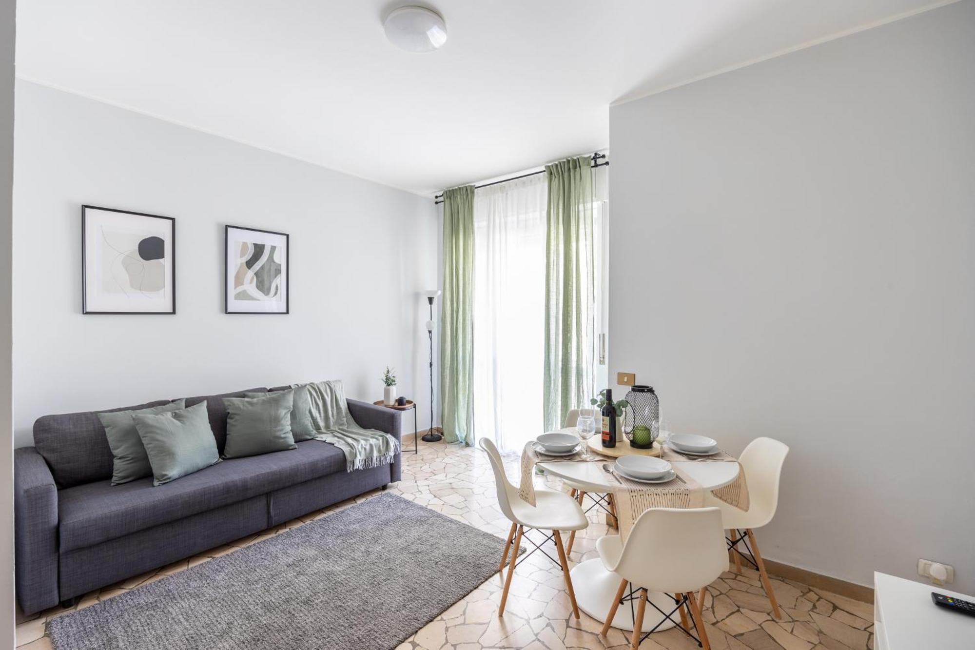8 Min Dalla Metro Casa Elegante Con Netflix E Wifi Milano