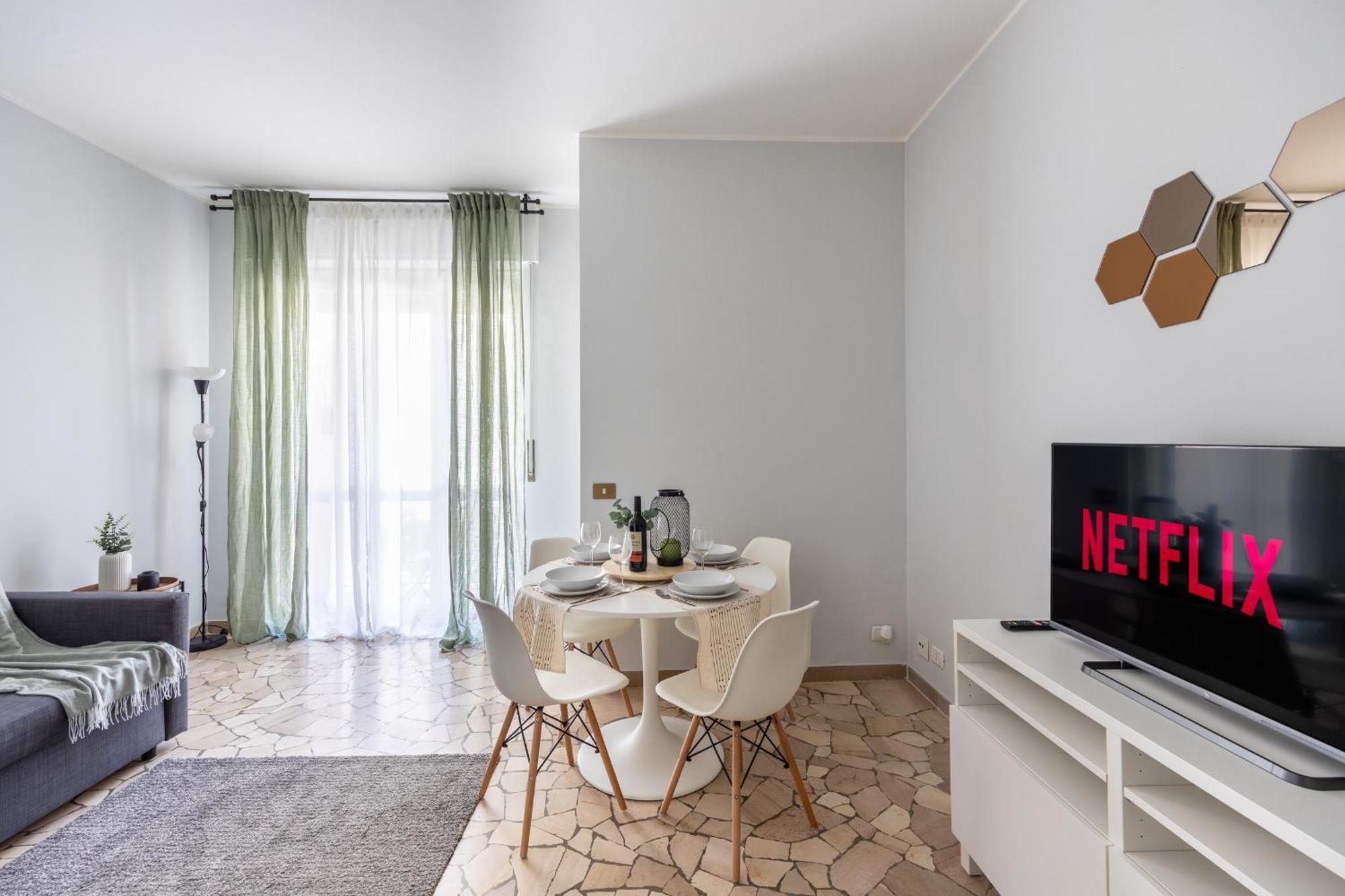 Appartamento 8 Min Dalla Metro Casa Elegante Con Netflix E Wifi Milano